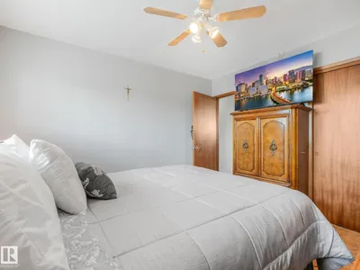 10527 134A AV NW photo 22