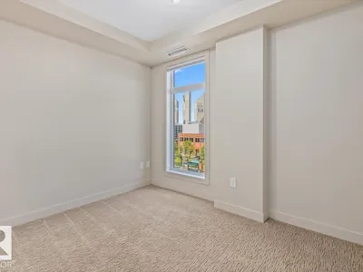 #406 10388 105 ST NW photo 12
