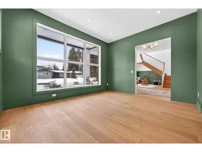 14004 89A AV NW photo 9