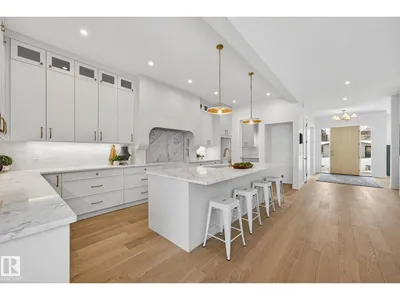 14004 89A AV NW photo 12
