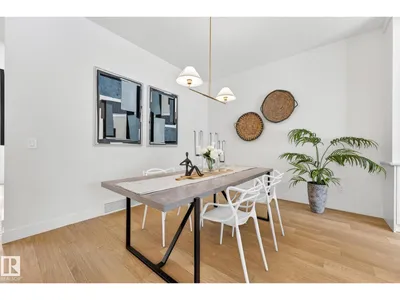 14004 89A AV NW photo 22