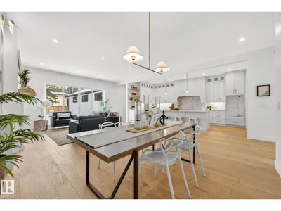 14004 89A AV NW photo 23