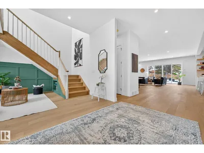 14004 89A AV NW photo 6