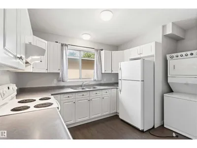 8123 8125 83 AV NW photo 12