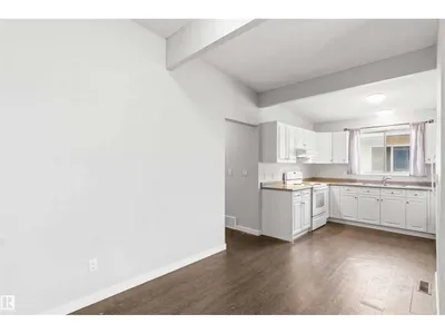 8123 8125 83 AV NW photo 9