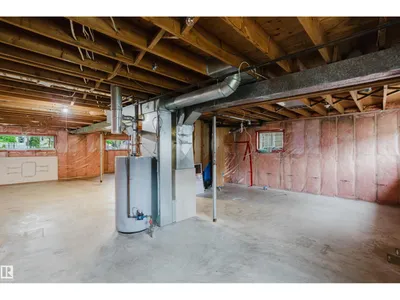 11208 69 ST NW photo 36