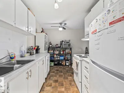 #202 10330 113 ST NW photo 7