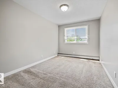 #306 10330 113 ST NW photo 15