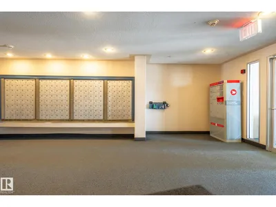#228 11325 83 ST NW photo 9