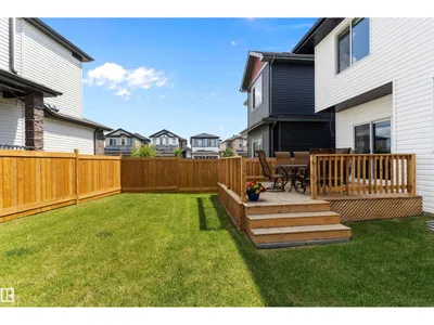 3804 42 AV photo 46
