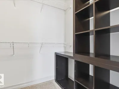 5912 19 AV SW photo 36