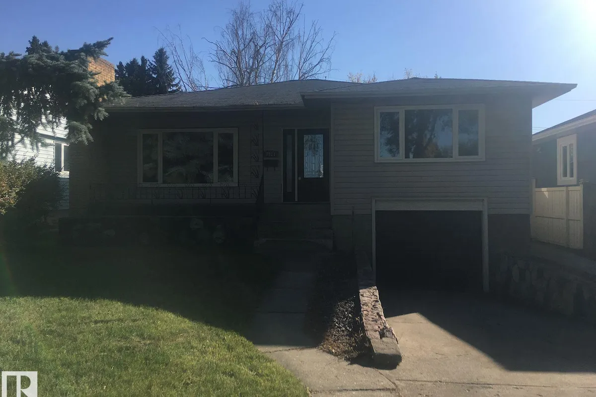 7921 97 AV NW exterior