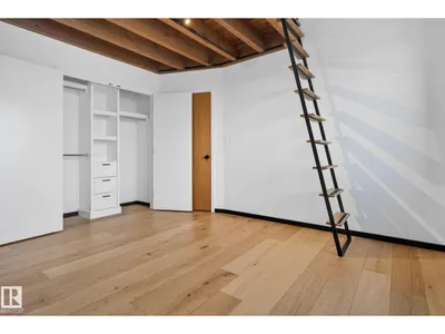 104 EDGEWATER CI photo 38