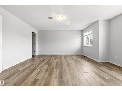 3214 22a AV NW photo 40