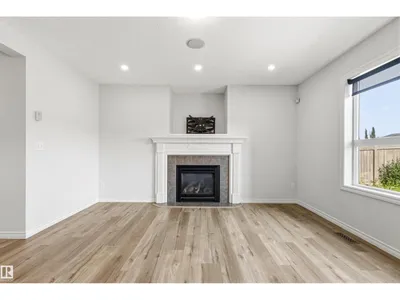 3214 22a AV NW photo 8