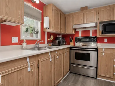 1036 Lakeland CR photo 14
