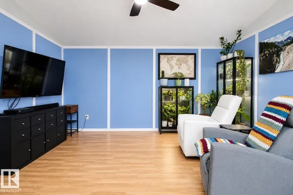 1036 Lakeland CR photo 3
