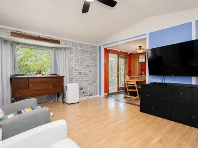 1036 Lakeland CR photo 7