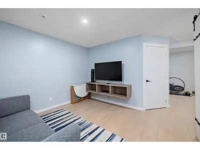 134 AMBLESIDE WY photo 42