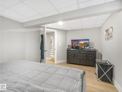 10336 178 AV NW photo 49