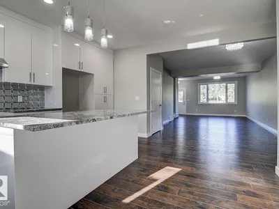 10357 149 ST NW photo 7