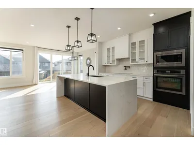 9383 226 ST NW photo 15
