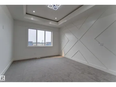 4727 17 AV SW photo 38
