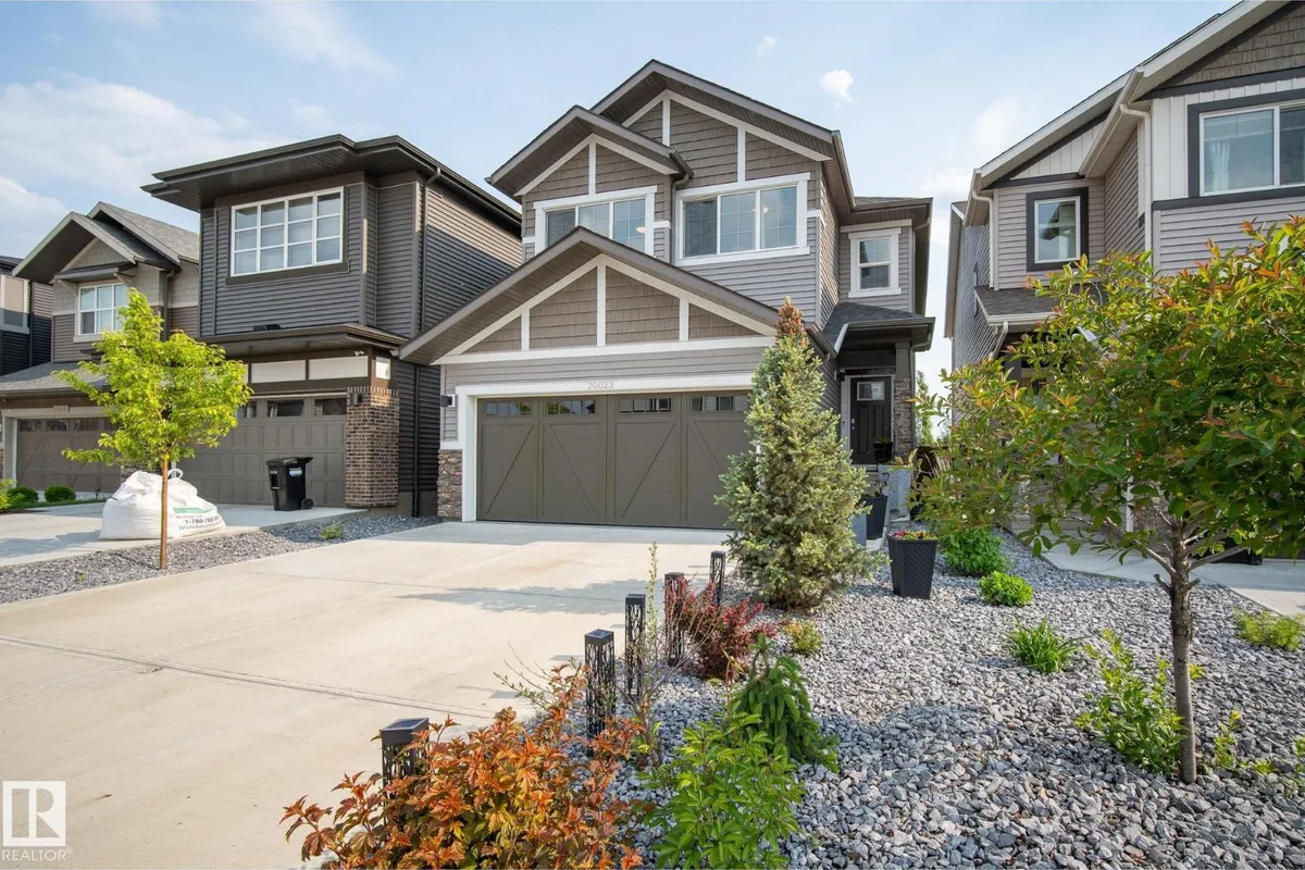 20023 26 AV NW exterior