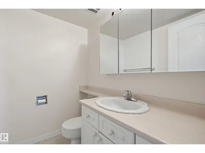 #504 11710 100 AV NW photo 32
