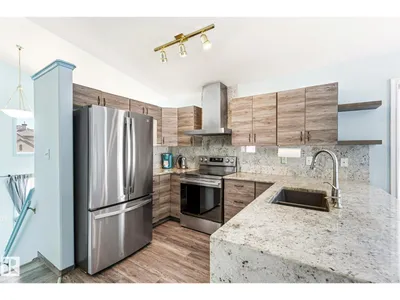 14908 137 ST NW photo 18