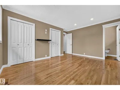 12819 45 ST NW photo 22