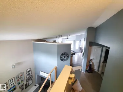 53 LANGLEY photo 15