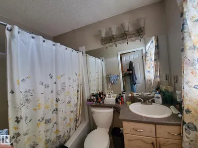 53 LANGLEY photo 18