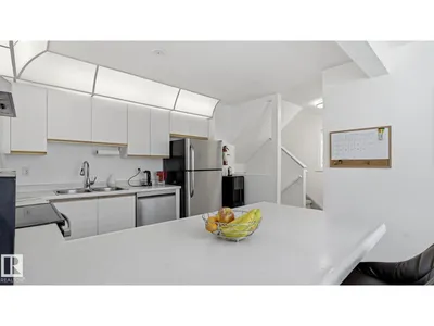 #17 9505 176 ST NW photo 13