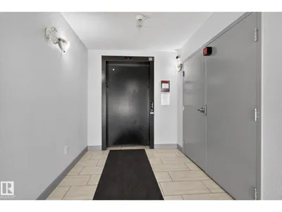 #205 11816 22 AV SW photo 12