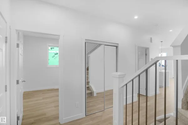 17703 7 ST NE photo 2