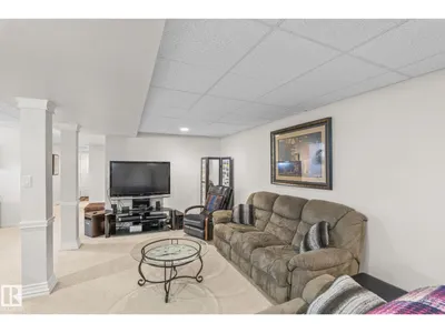 860 41 AV SW photo 33