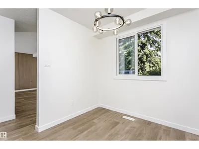 5418 144B AV NW photo 15