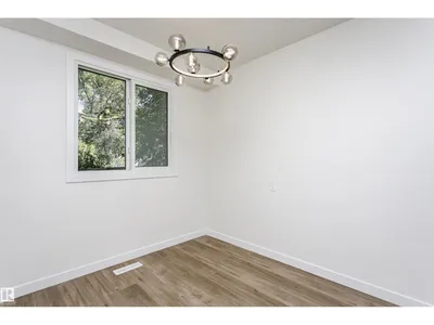 5418 144B AV NW photo 17