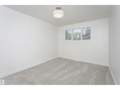 5418 144B AV NW photo 25