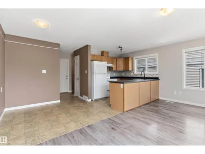 #56 130 HYNDMAN CR NW photo 14