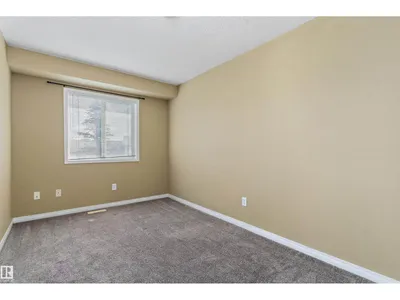 #56 130 HYNDMAN CR NW photo 22