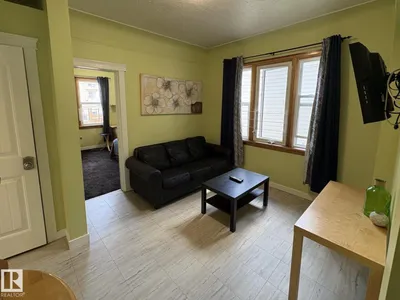 11511 101 ST NW photo 9