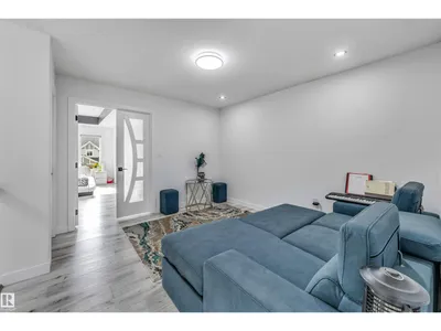 5809 65 ST photo 18