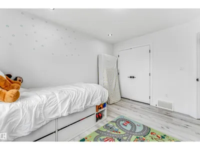 5809 65 ST photo 29