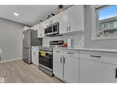 #82 1816 RUTHERFORD RD SW photo 10