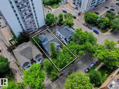 11223 99 AV NW photo 23