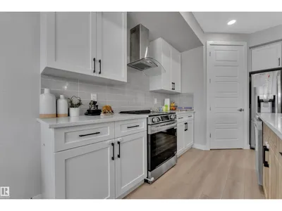 3003 4 ST NW photo 16