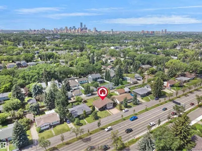 9256 75 ST NW photo 47