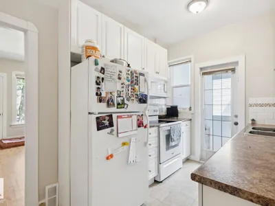 11229 99 AV NW photo 11